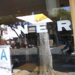 Main Street Newspaper Store Closes in San Shamanica, CA